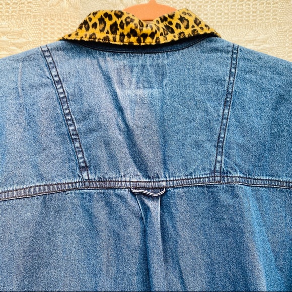Vintage Denim Coat Leopard Print Fur Neck Lining - Picture 8 of 8